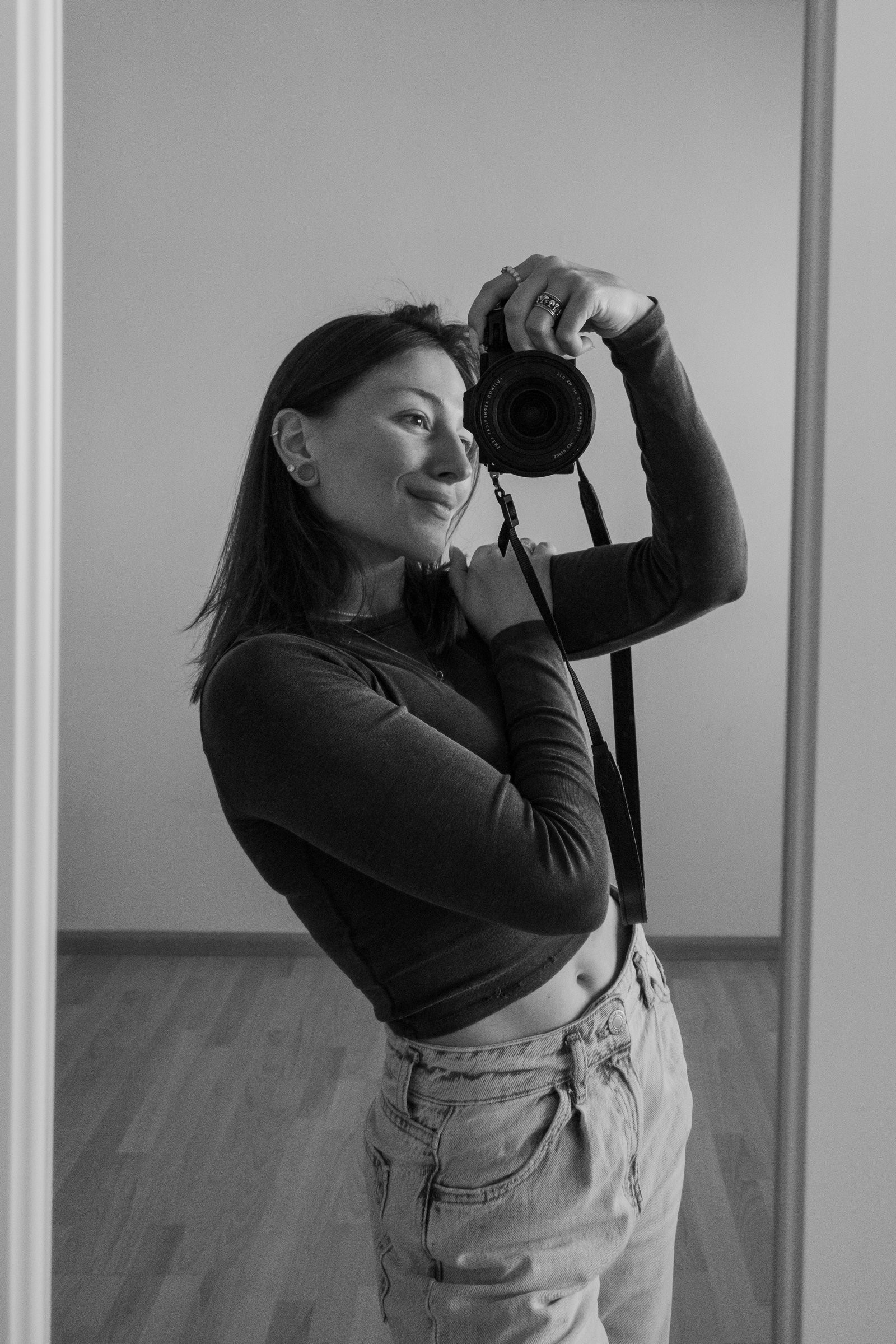 Katya Ris in einem ruhigen Portrait